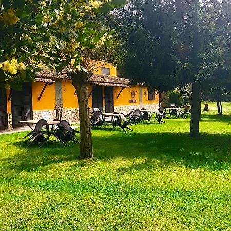 Grotte di Castro Agriturismo Pianezzeヴィラ エクステリア 写真
