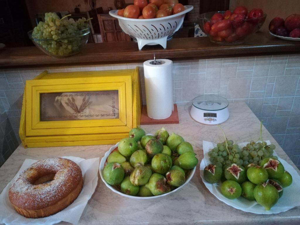 Grotte di Castro Agriturismo Pianezzeヴィラ エクステリア 写真