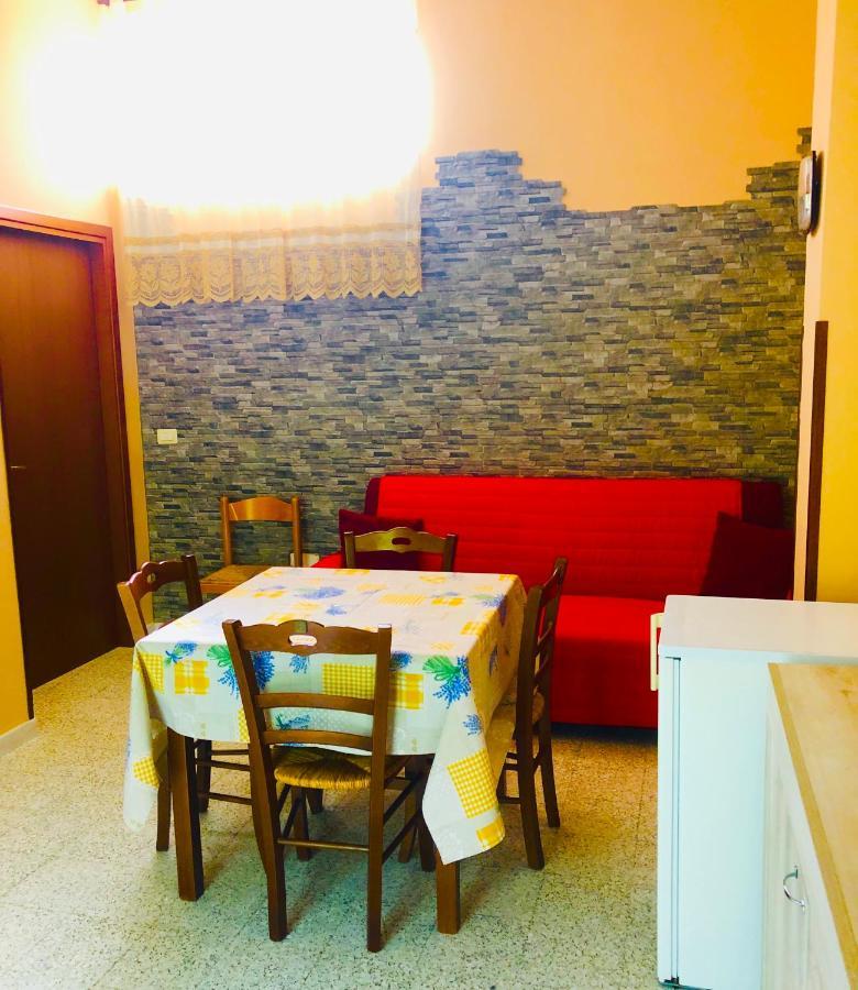 Grotte di Castro Agriturismo Pianezzeヴィラ エクステリア 写真