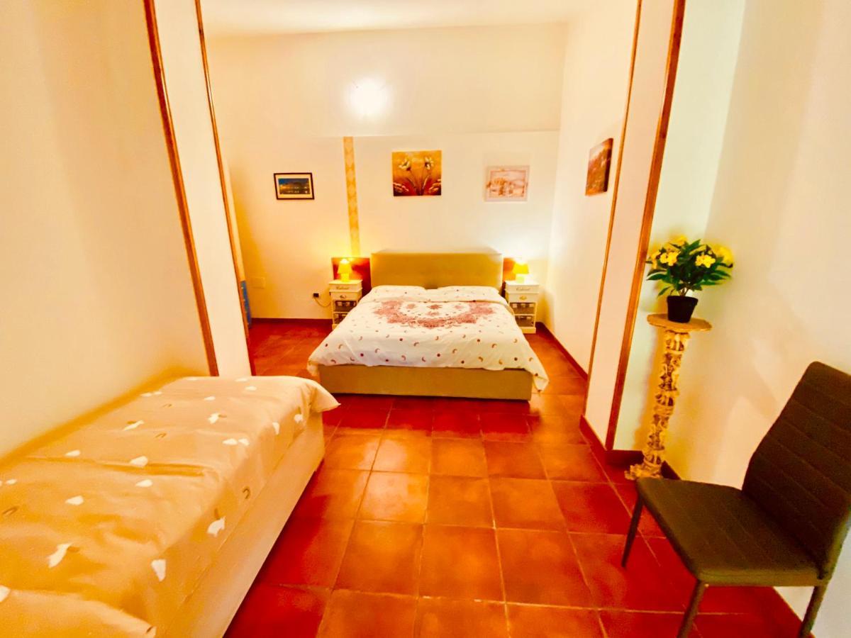 Grotte di Castro Agriturismo Pianezzeヴィラ エクステリア 写真