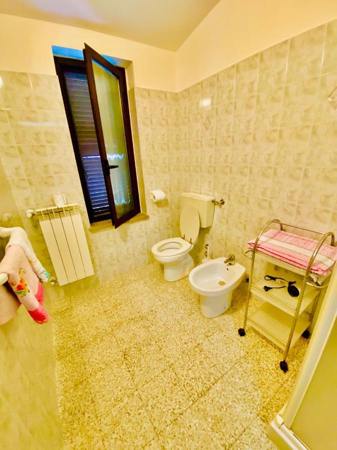 Grotte di Castro Agriturismo Pianezzeヴィラ エクステリア 写真