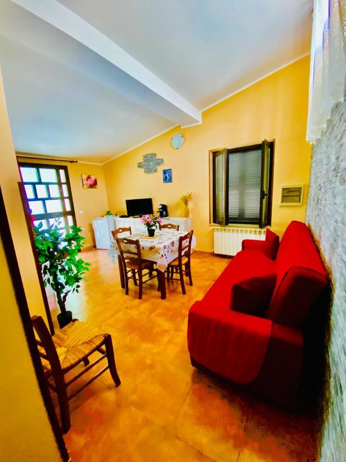 Grotte di Castro Agriturismo Pianezzeヴィラ エクステリア 写真