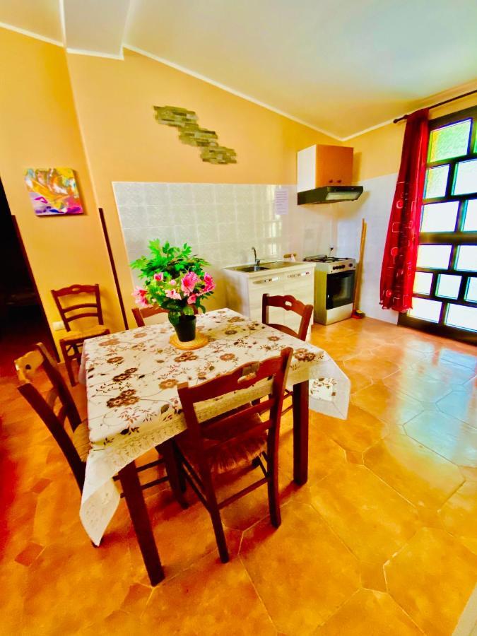 Grotte di Castro Agriturismo Pianezzeヴィラ エクステリア 写真